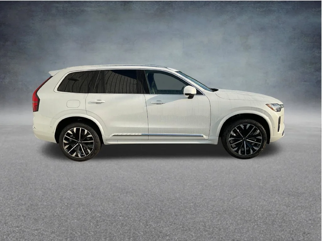 New 2026 White Volvo B6 Plus 7-Seater image 8
