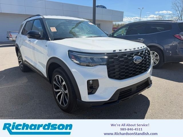 2025 Ford Explorer ST-LINE 4WD (PL535)'s photo