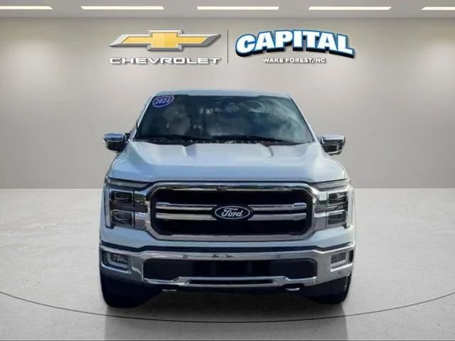 Used 2024 White Ford LARIAT image 8
