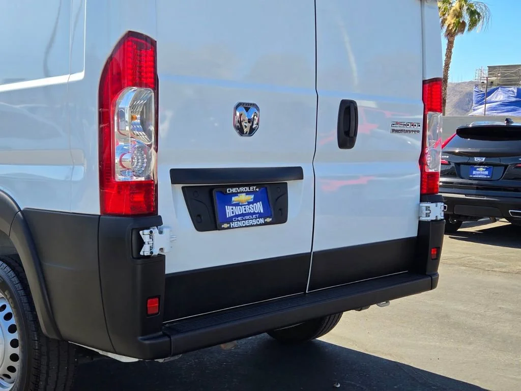 Used 2025 Bright White Clea Ram Tradesman image 5