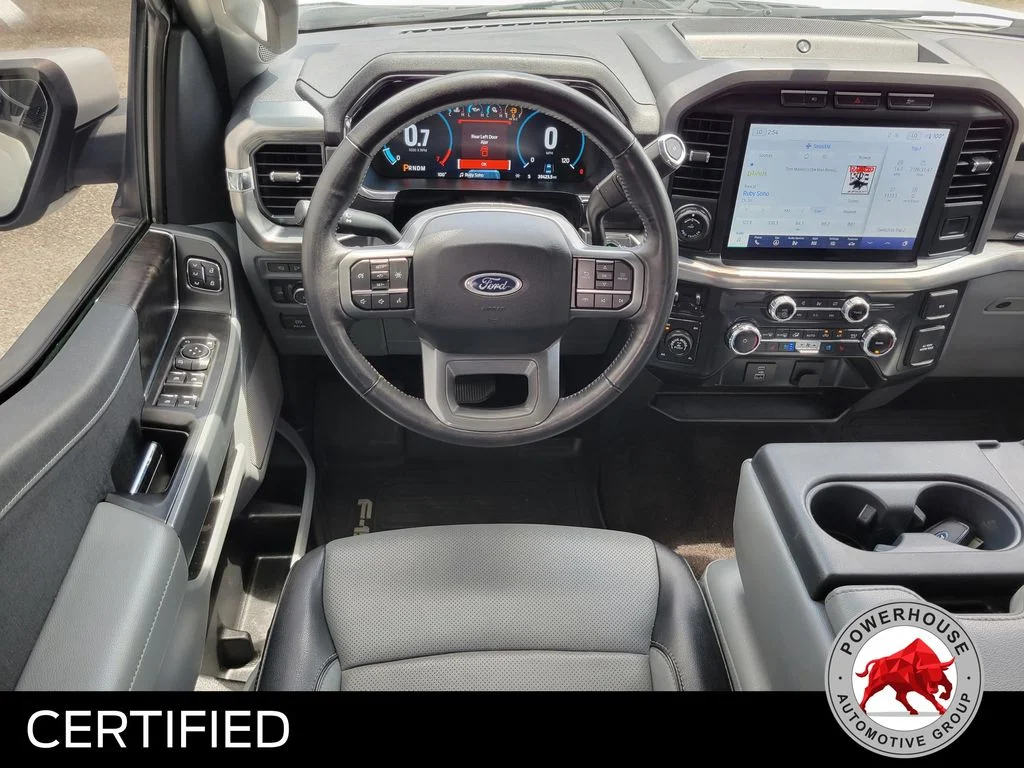 Used 2022 White Ford Lariat image 18