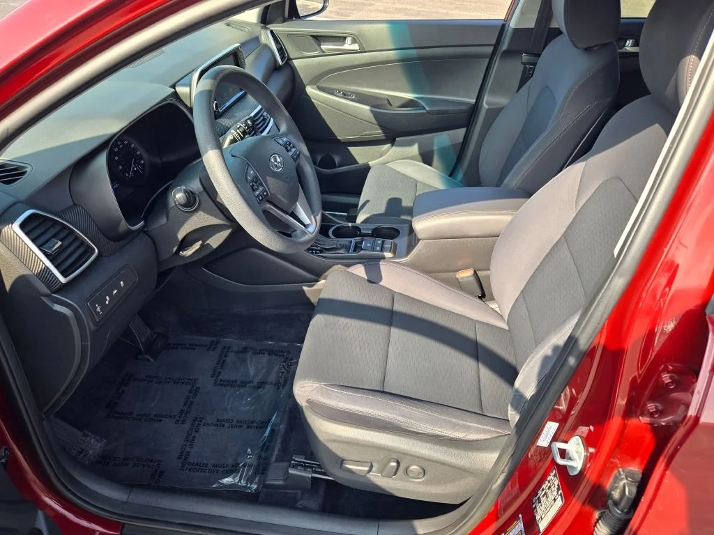 Used 2019 Red Hyundai Value image 19