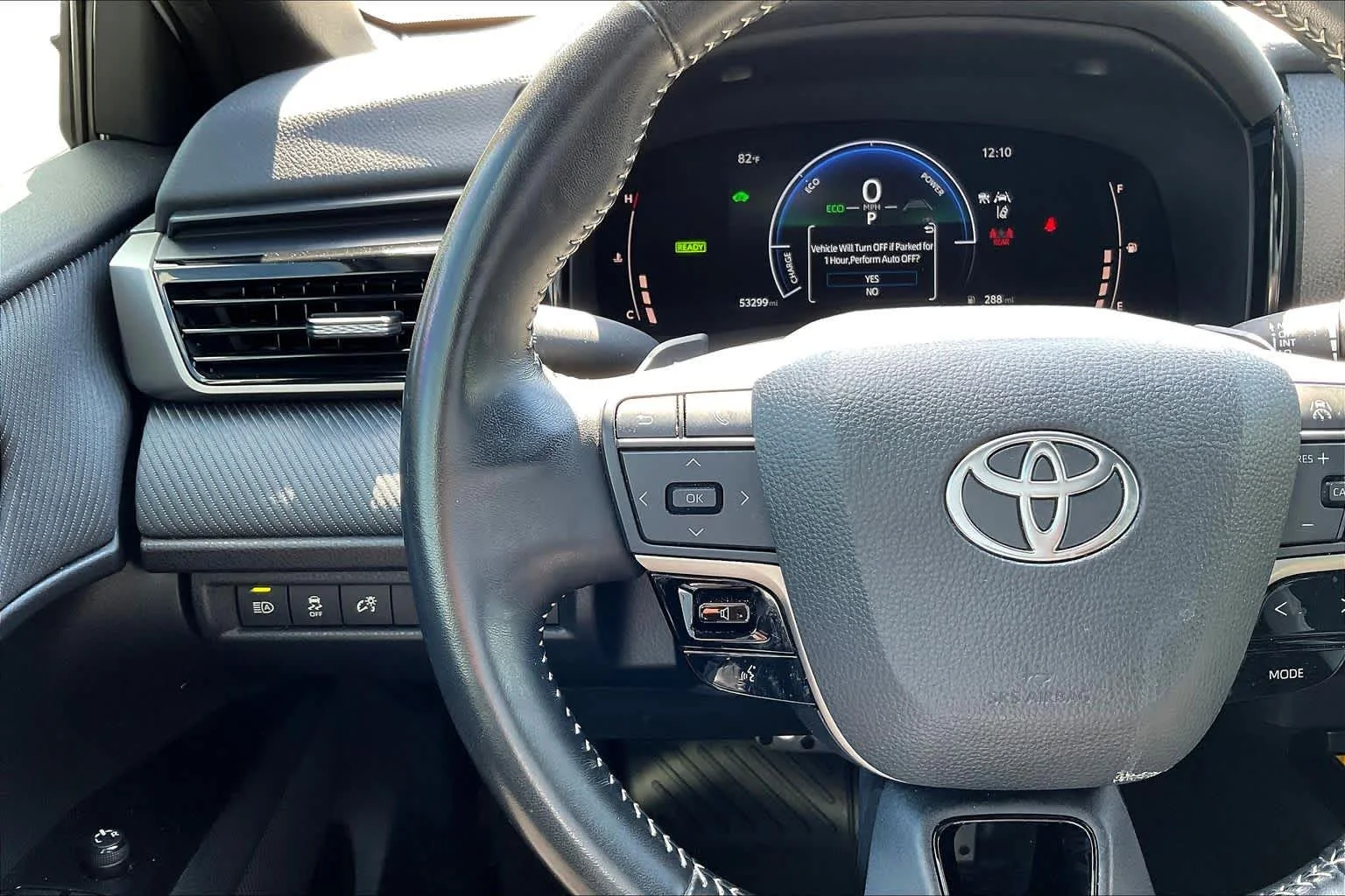 Used 2025 Ice Cap Toyota SE image 24