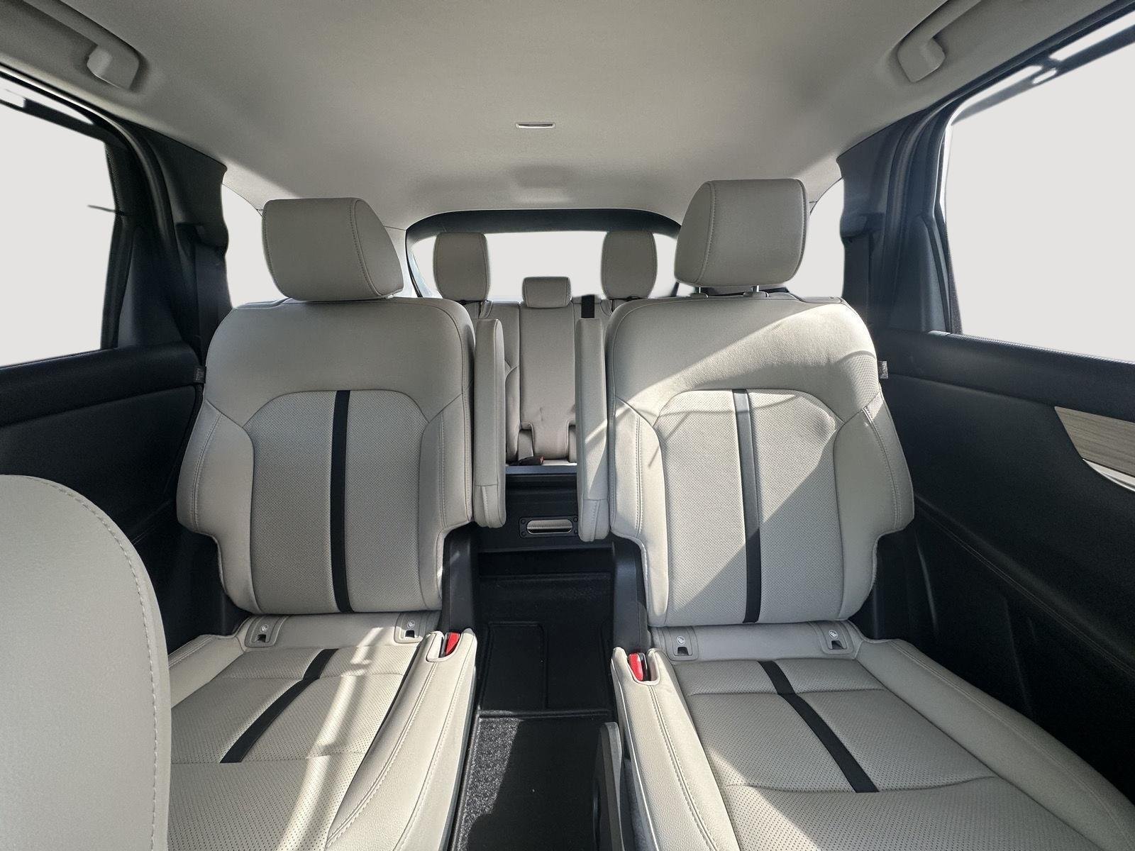 Used 2025 JET BLACK MICA MAZDA PREFERRED PACKAGE image 13