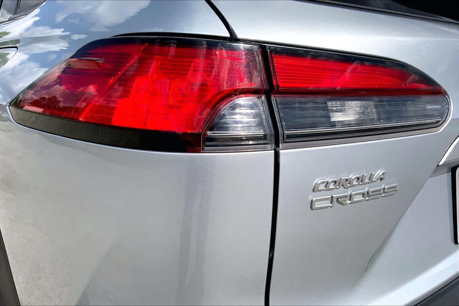 Used 2023 Sonic Silver Toyota XLE image 28
