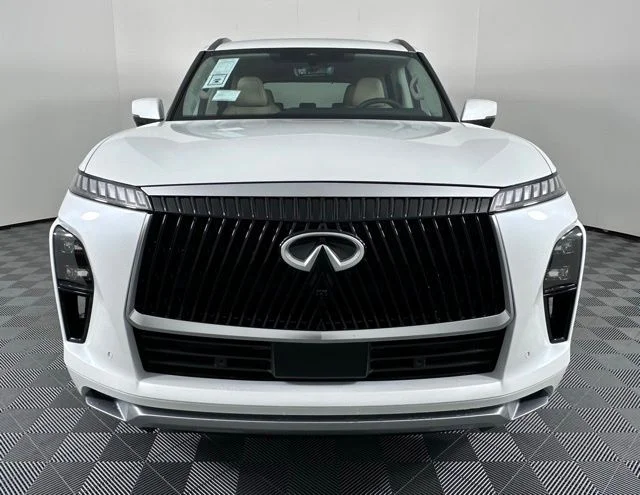 New 2026 Radiant White INFINITI PURE image 2
