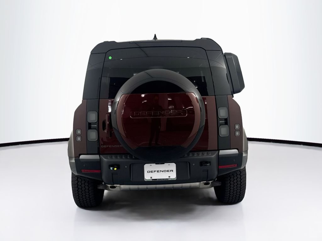 New 2026 Sedona Red Land Rover X-Dynamic SE image 6