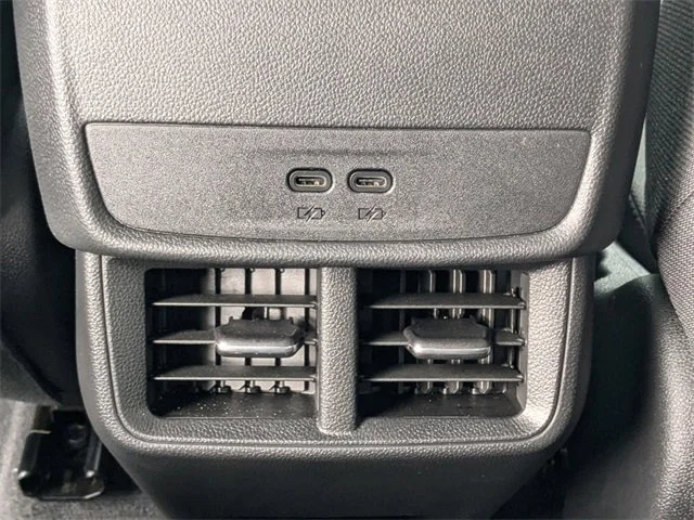 2025 Chevrolet Equinox LT - Photo 15