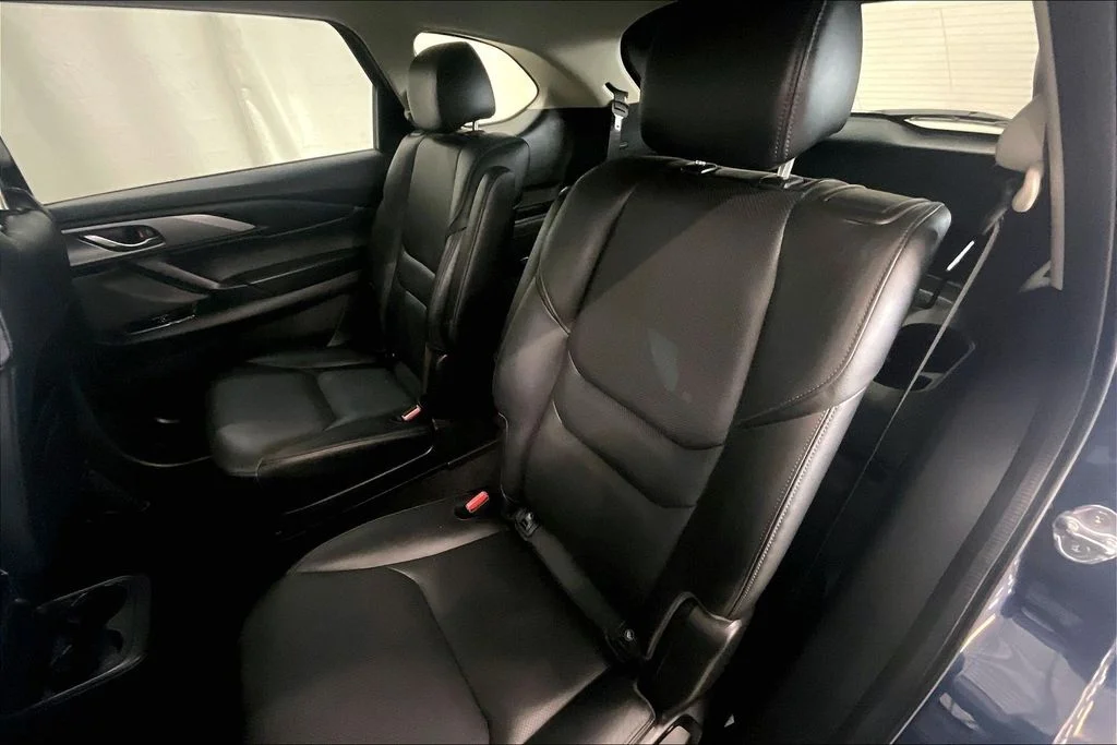 Used 2023 Blue Mazda Touring image 26
