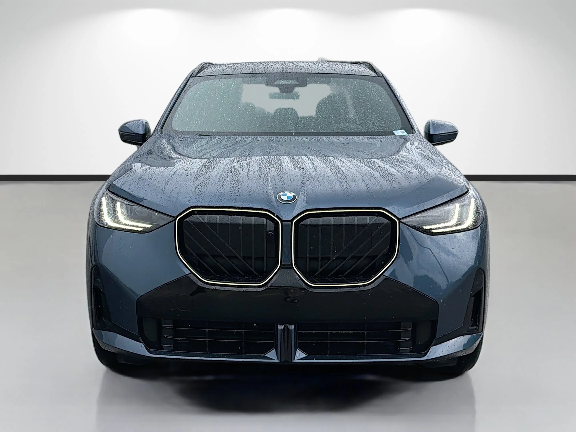 New 2026 Arctic Race Blue metallic BMW 30 xDrive image 8