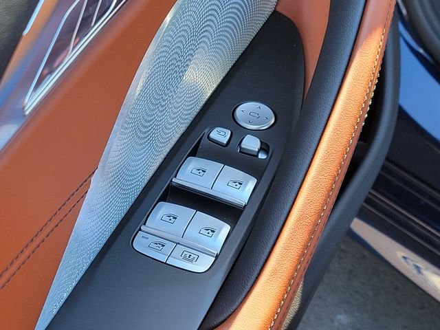 2026 BMW 8 Series 840i - Photo 19