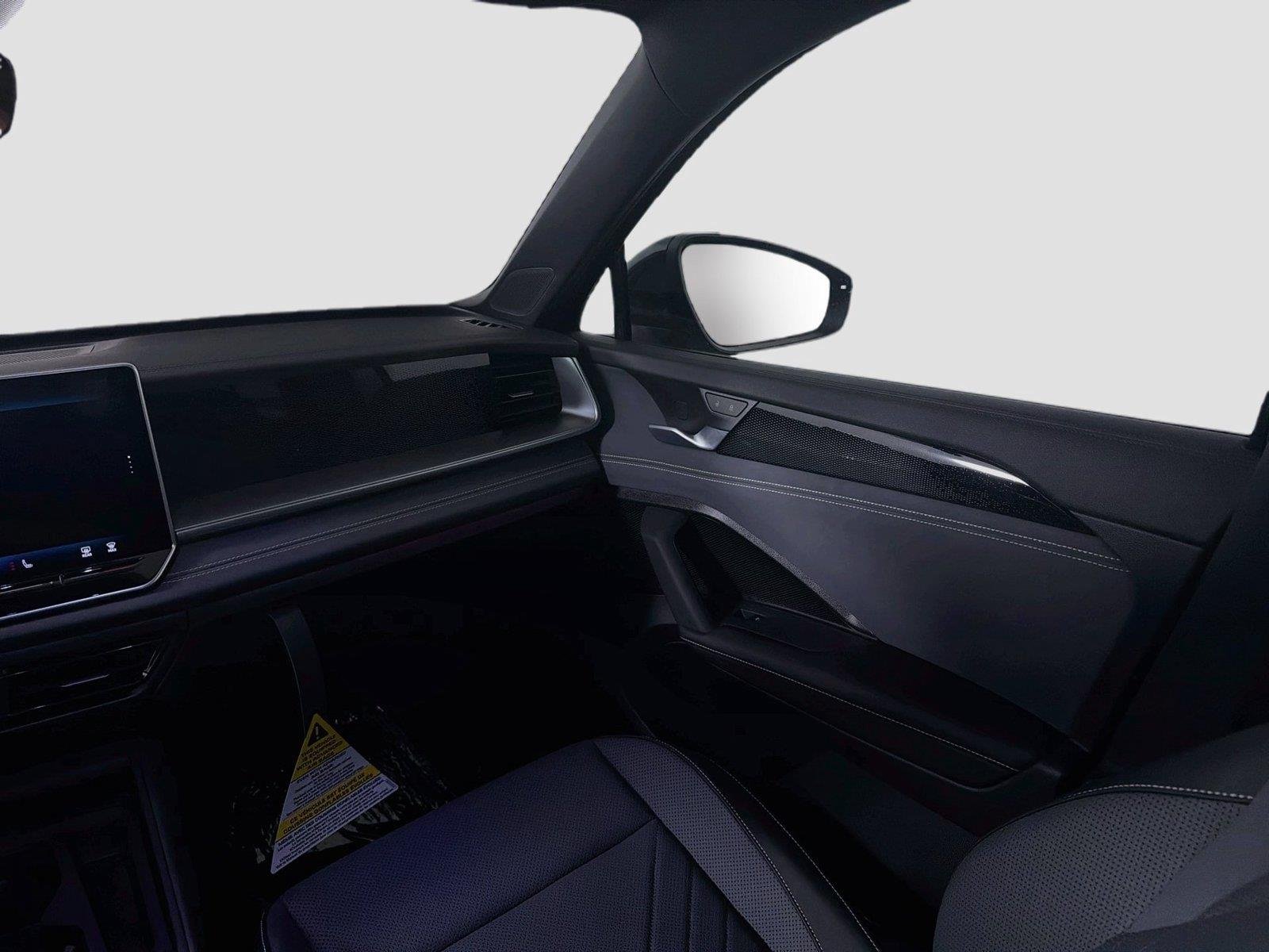 New 2026 Platinum Gray Metallic Volkswagen SE R-Line Black image 22