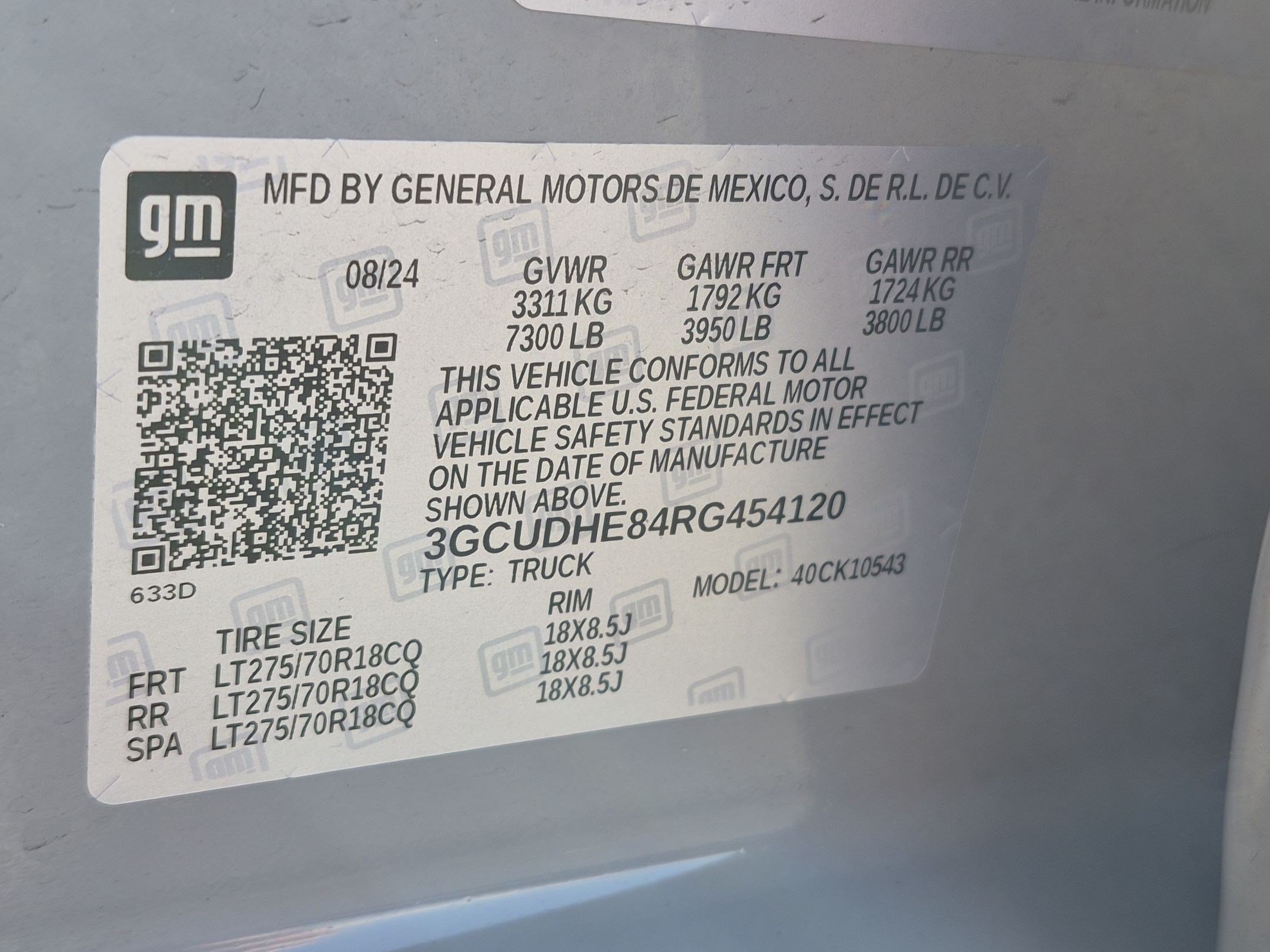 Certified Used 2024 Slate Gray Metallic Chevrolet ZR2 image 32