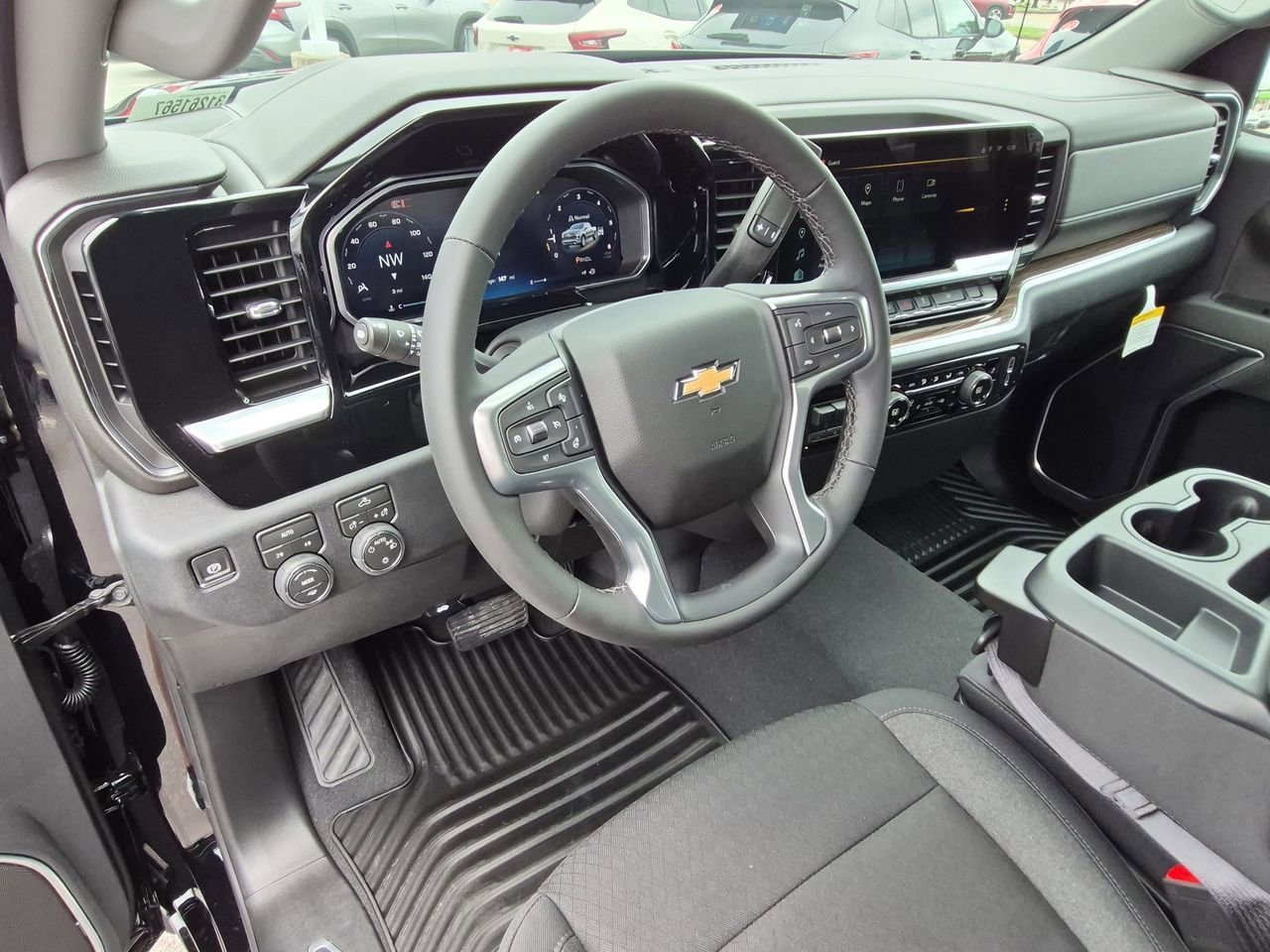 2026 Chevrolet Silverado 1500 LT - Photo 10