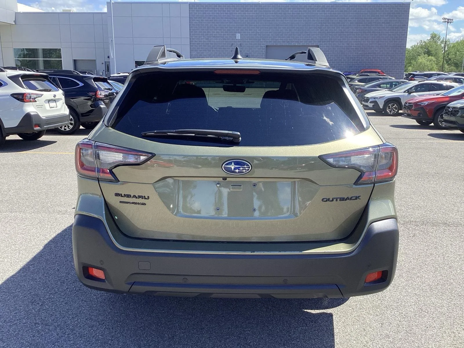Used 2025 Autumn Green Metallic Subaru Onyx Edition image 6