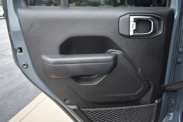 Used 2024 Gray Jeep Rubicon image 12