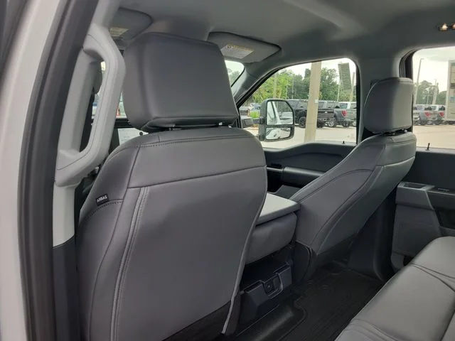 New 2026 Oxford White Ford XL image 13