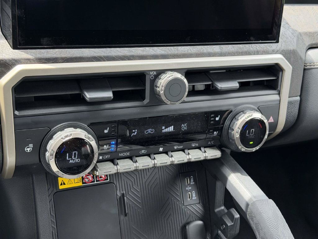2026 Toyota Tacoma Limited - Photo 5