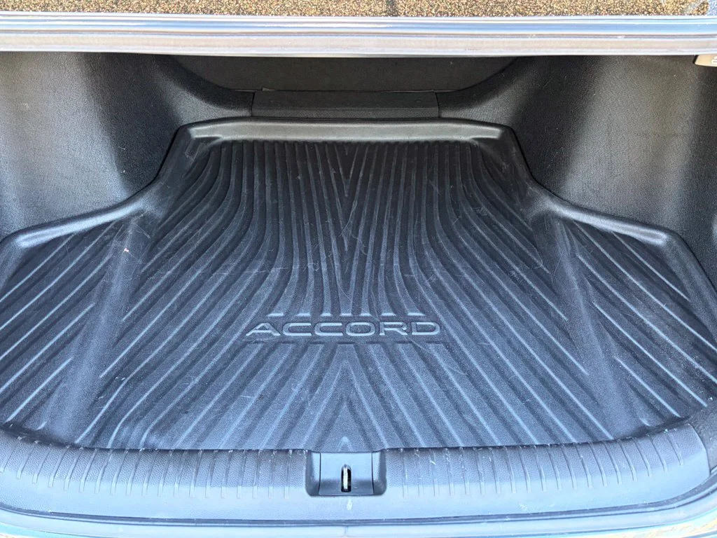 2023 Honda Accord LX - Photo 14
