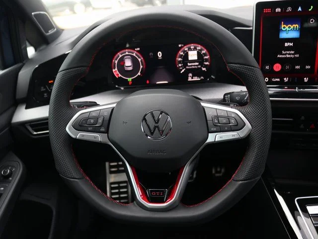 2025 Volkswagen Golf GTI Autobahn - Photo 14
