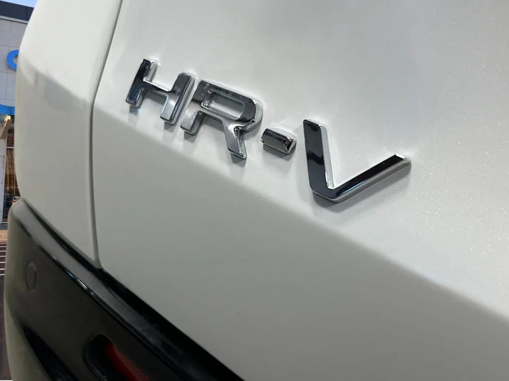 New 2027 White Honda EX-L image 6