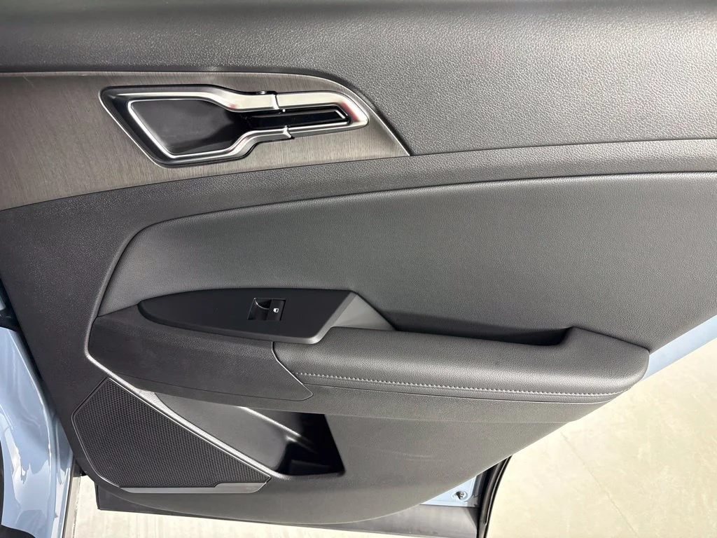 New 2027 Blue Kia X-Line image 17