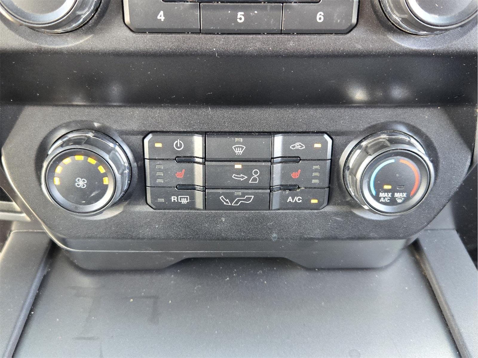 Used 2020 Iconic Silver Ford XLT image 16