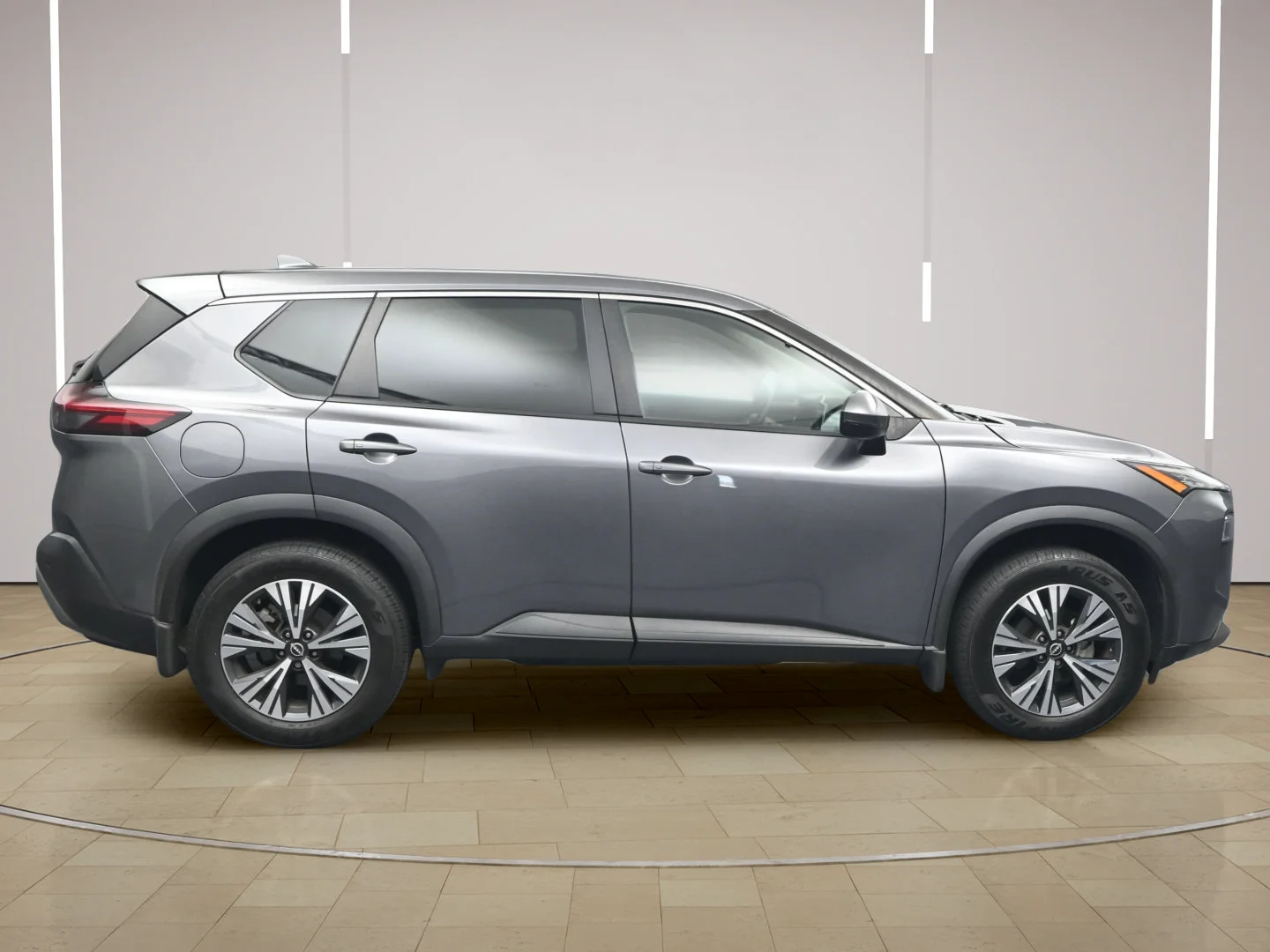 Certified Used 2022 Gun Metallic Nissan SV image 8