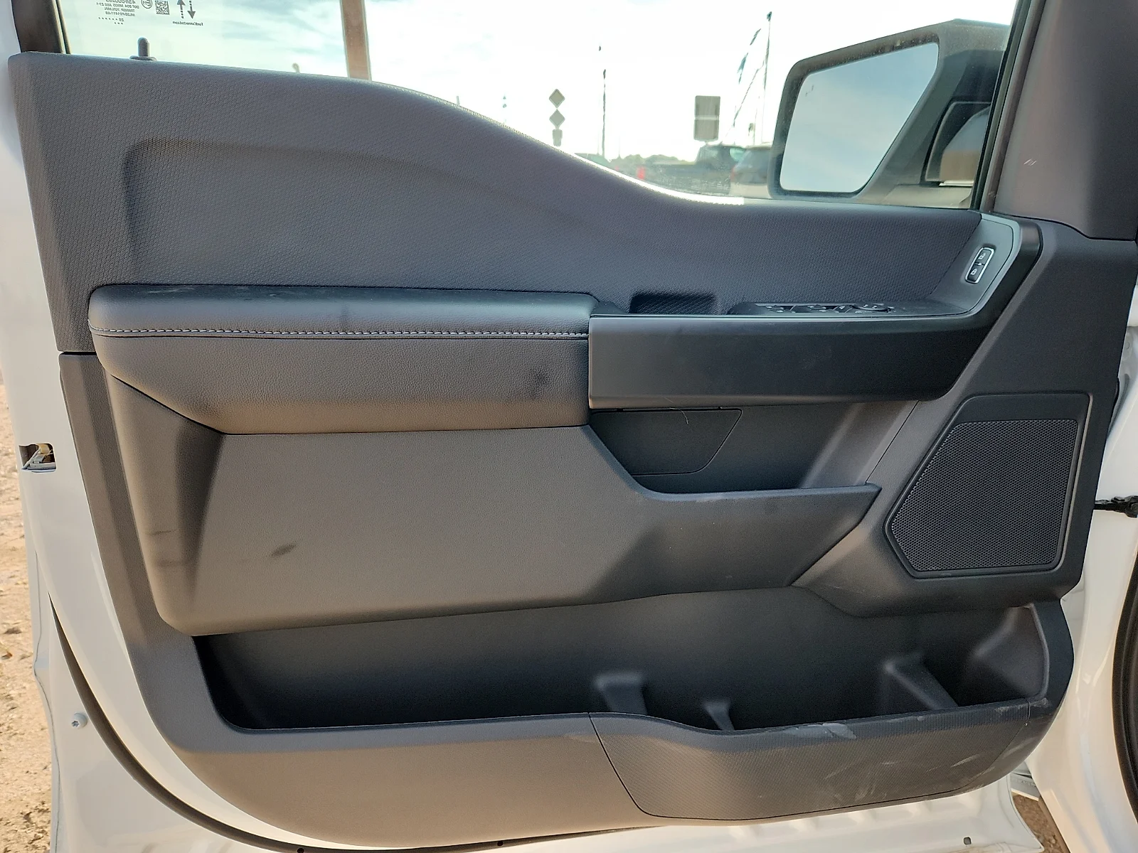 New 2026 Oxford White Ford STX image 14
