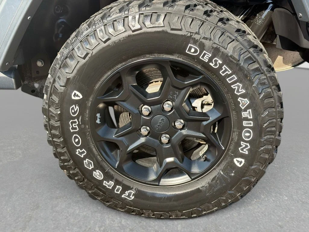 Used 2023 Silver Jeep Willys 4xe image 12