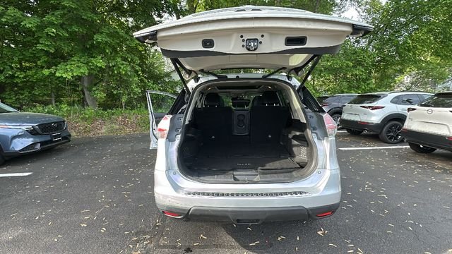 Used 2016 Silver Nissan SL image 33
