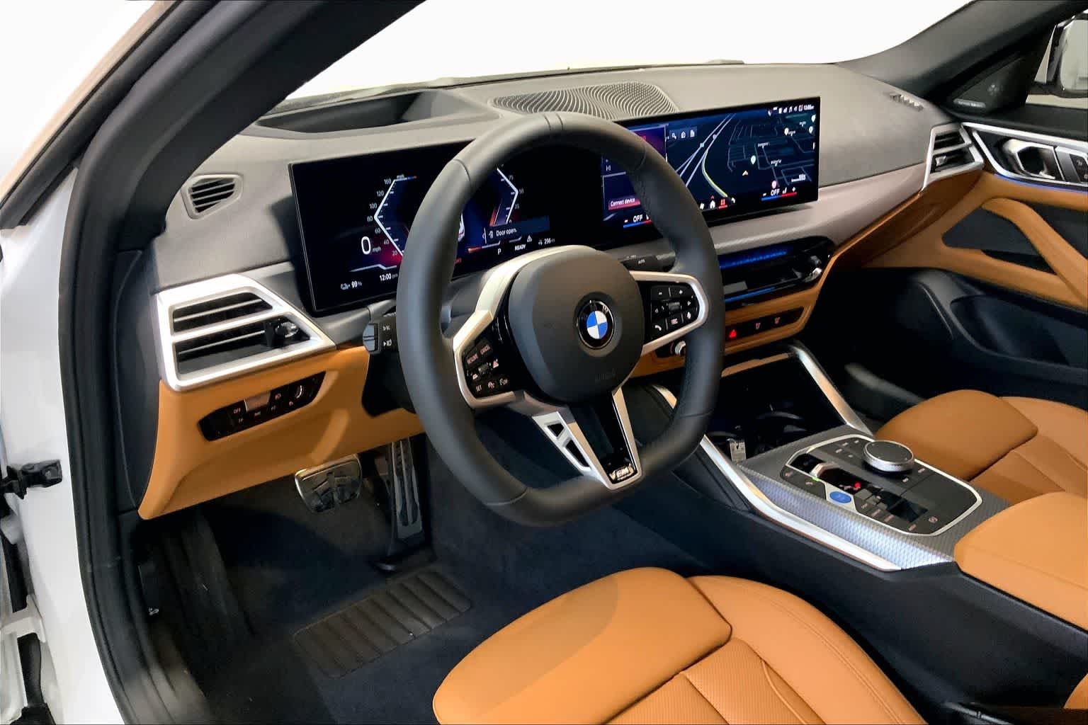 New 2026 Mineral White Metallic BMW xDrive40 image 8