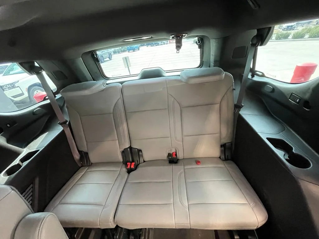 Used 2024 Green Chevrolet Z71 image 19