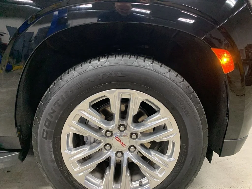 2023 GMC Yukon SLT - Photo 22