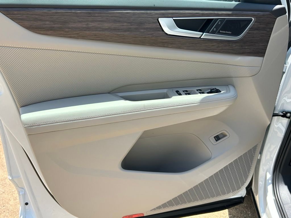 New 2026 White/off-white Volkswagen 2.0T SEL Premium R-Line image 17