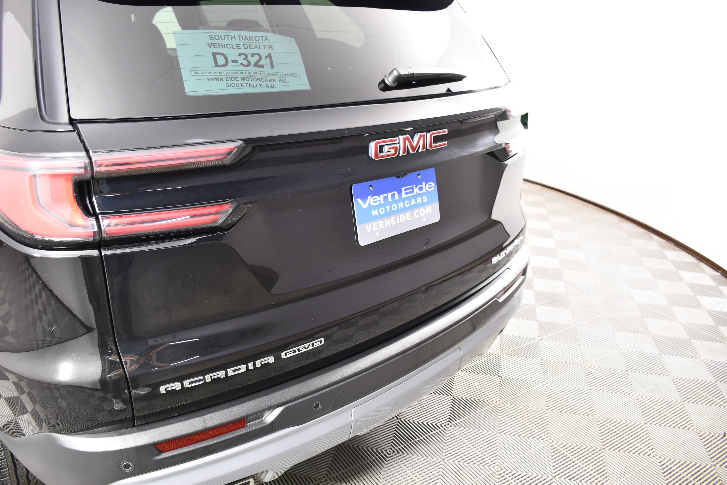Used 2026 Ebony Twilight Metallic GMC AWD Elevation image 15