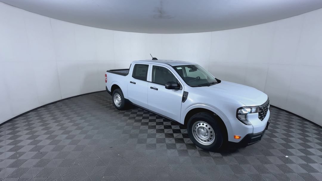 New 2026 Space White Metallic Ford XL image 2
