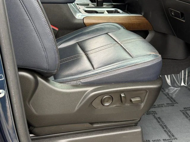 Used 2022 Glacier Blue Metallic Chevrolet High Country image 37