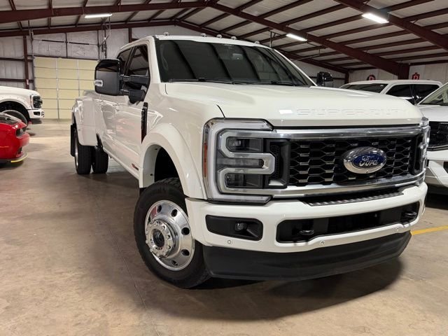 2025 Ford F-450SD Platinum
