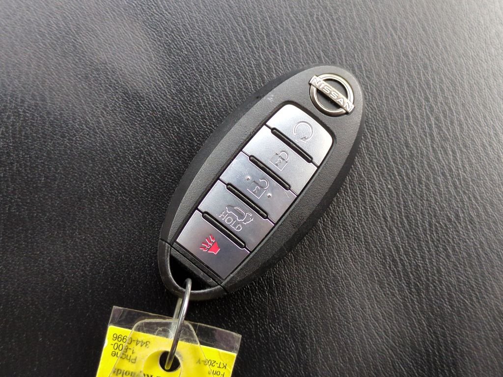 Certified Used 2023 Silver Nissan SL image 28