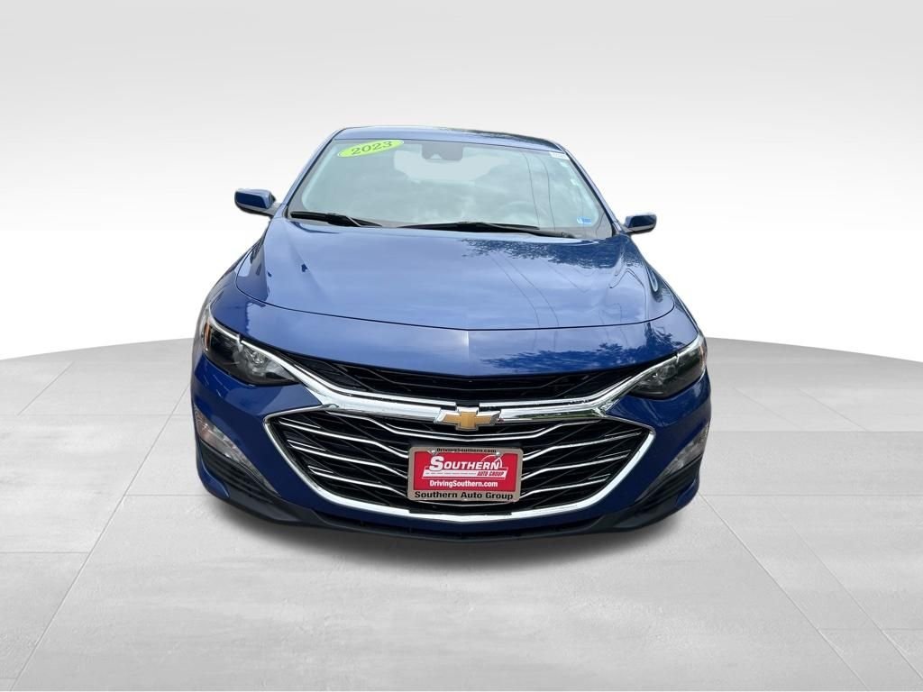 Used 2023 Blue Chevrolet LT image 2