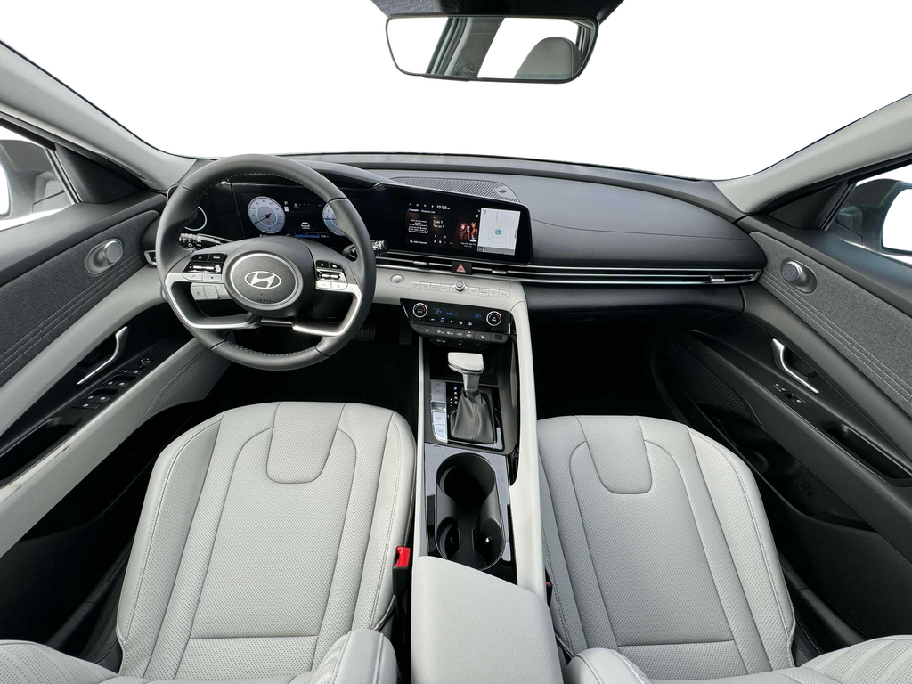 2025 Hyundai Elantra Limited - Photo 14