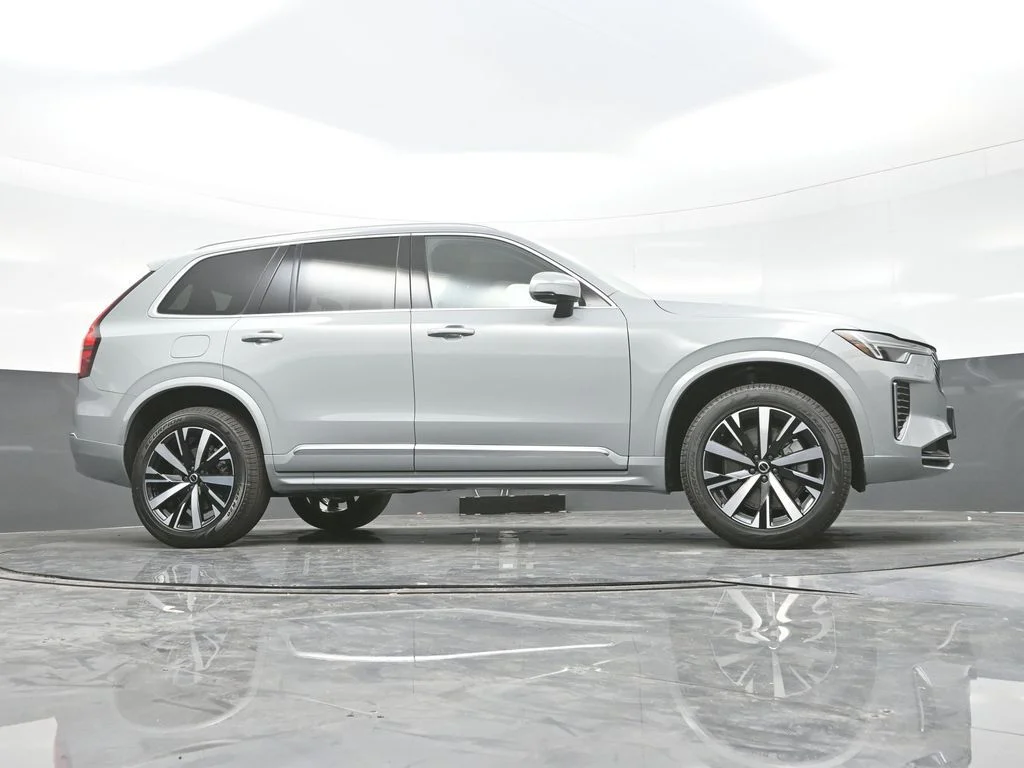 New 2026 Vapour Grey Volvo Core image 45