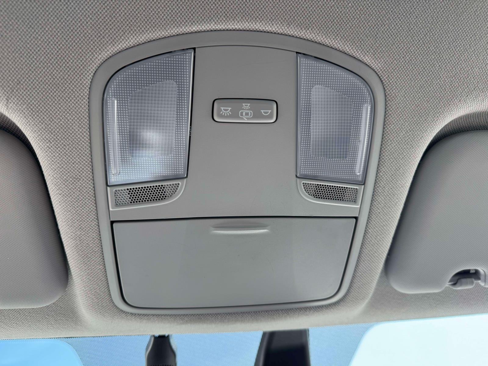 Certified Used 2020 White Hyundai SEL image 29