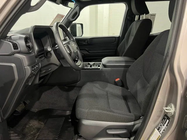 Certified Used 2025  Toyota 1958 image 9