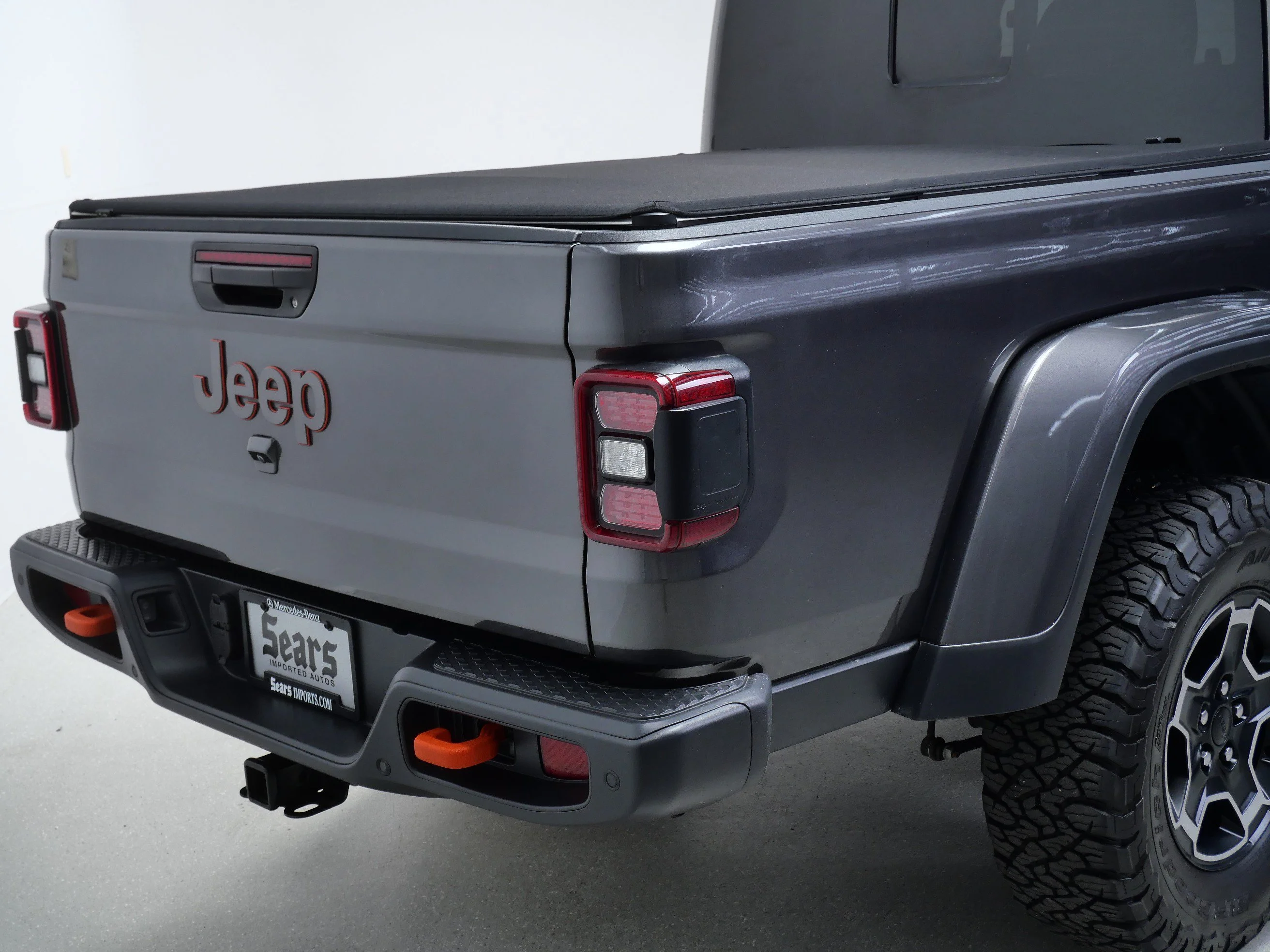 Used 2021 Granite Crystal Metallic Clearcoat Jeep Mojave 4x4 image 5