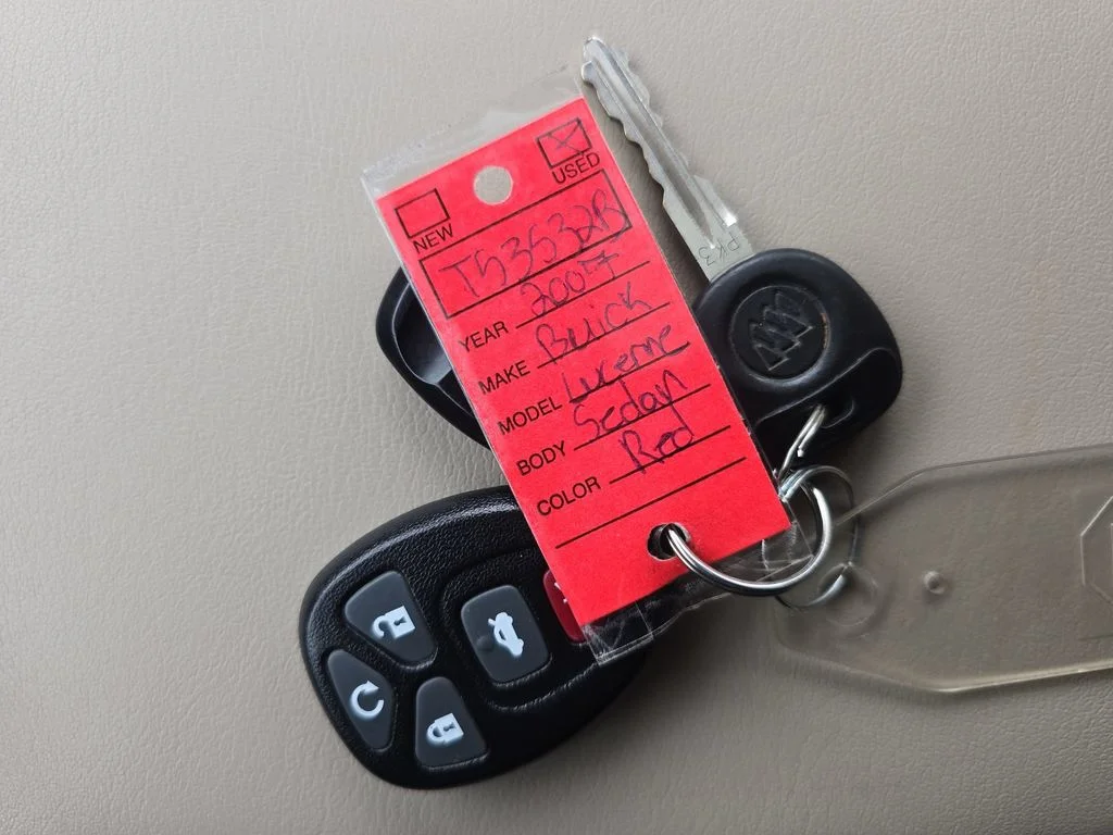 Used 2007 Red Buick CXL image 42