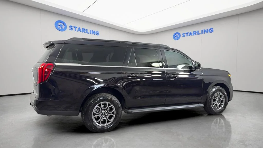 Used 2025  Ford Active image 38