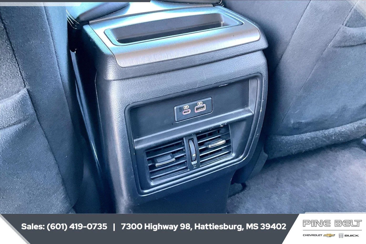 Used 2019 Brilliant Silver Metallic Nissan S image 25