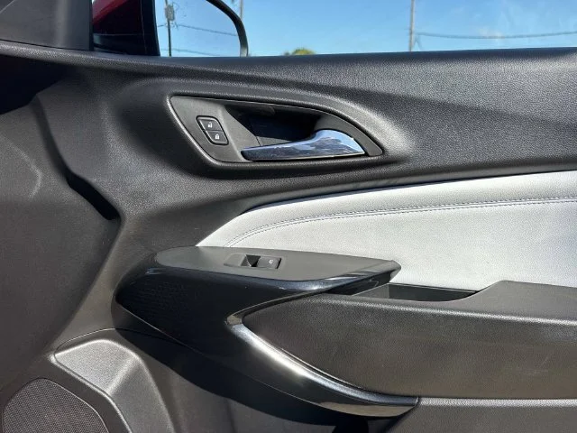 Used 2025 Red Chevrolet LT image 27